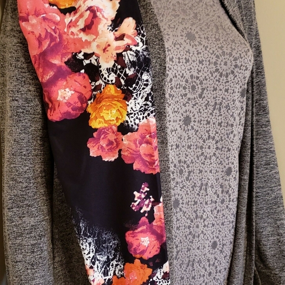 NWT 3PC SET LuLaRoe S Top, CP S Duster, CP Tween - OS 4 Lace Pink Roses Leggings - Picture 7 of 15